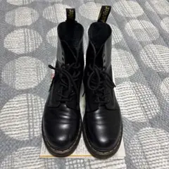 Dr. Martens 8ホール ブーツ ブラックのサムネイル