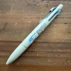 【美品】uni JETSTREAM 4&1 ライトタッチ 多機能ペン 0.5mmのサムネイル