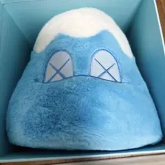 Kaws カウズ HOLIDAY SINGAPORE Fan 扇子 Kaws カウズ HOLIDAY SINGAPORE Fan 扇子