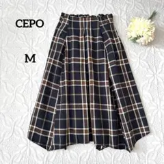 セポ　変形フレアスカート　チェック柄　後ろゴム　ネイビー　かわいい　カジュアル
