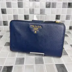 美品 PRADA プラダ 二つ折り財布のサムネイル