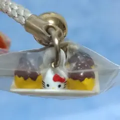 レトロ　ハローキティ 大阪限定 元祖　たこの庵限定 たこ焼き　根付　ストラップ