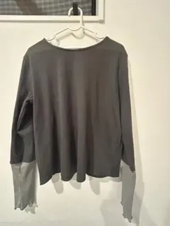 グレー長袖Tシャツ シアー袖