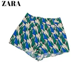 ZARA　ザラ　レディース　ショートパンツ　幾何学模様　グリーン系