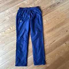 Under Armour ネイビー パンツ