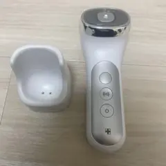 medicube 美顔器 USBケーブル・充電スタンド付き medube 美顔器 USB充電式 ホワイト - メルカリ