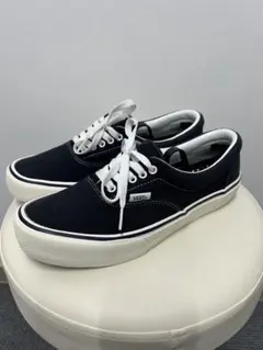 VANS Authentic OFF THE WALLロゴ付き。ブラック26.5