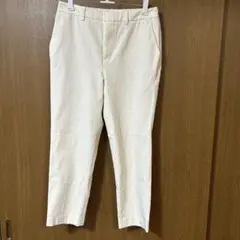 ユニクロ　テーパードパンツ