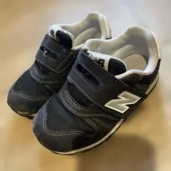 Item thumbnail for item 3b5aad9f-bc6f-4f3c-915d-f34279492354