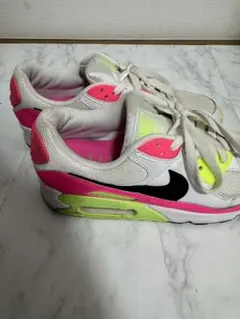 Item thumbnail for item afb6e467-8e0d-4e19-b3c8-a75ef6a5f639