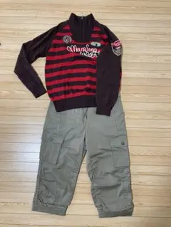 ハイネックセーターとカーゴハーフパンツセットアップ