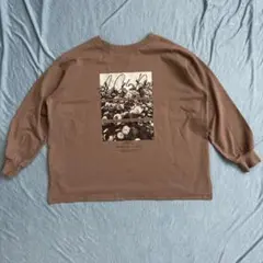 ZIDDY130㎝ モカベージュ　バックプリント　ワイドシルエットロンT