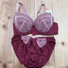 アモスタイル ブラジャー&ショーツセット D65