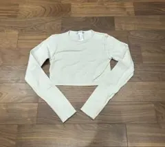 ホワイト クロップド 長袖 トップス