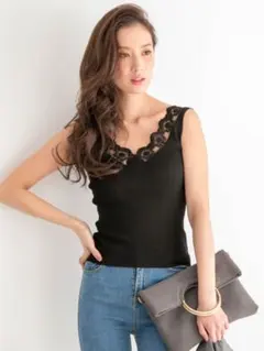 美品　fifthフィフス　レース Vネック ニットタンクトップ　ブラックのサムネイル