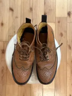 ブラウン レザーブローグブーツ