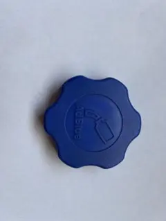 UD クオン AdBlue タンクキャップのサムネイル