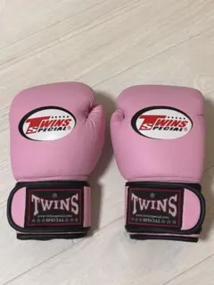 TWINS ボクシンググローブ 10oz ピンク