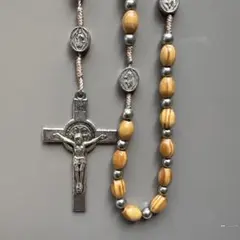 My Saint My Hero木製ビーズ ロザリオ