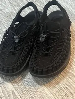 KEEN UNEEK スポーツサンダル ブラック