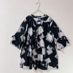 【Defe】 五分袖チュニック　プルオーバー　リボン　アートプリント　スクエア