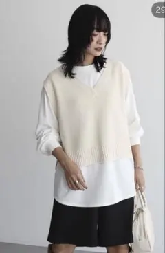 ◆美品◆ベージュVネック ニットベスト (ロン Tなし)フリーサイズ