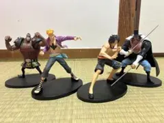 ワンピース　フィギュア　白ひげ海賊団+ルフィ・シャンクスetc　2種11体セット Amazon.co.jp: 『ONE PIECE FILM RED』 DXF～THE GRANDLINE
