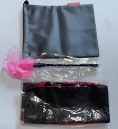 アイマスク 目隠し レッド+ブラック 羽根付き　アイマスク 透けてみえない