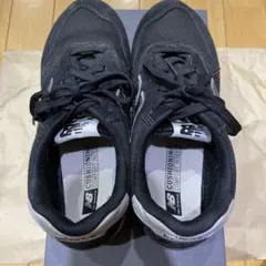 New Balance 565ブラックスニーカー　24㎝