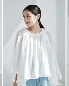 2026年最新】ローブブラン ブラウスの人気アイテム - メルカリ