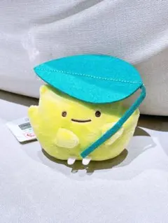 すみっコぐらし　ボールチェーン付きはっぱであまやどりぬいぐるみ　ざっそう