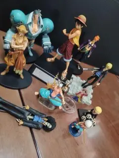 ワンピース フィギュア まとめ売り 7体セット - メルカリ