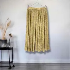 ニコアンド◎小花柄プリーツスカート　イエロー　黄色　総柄　フレア　ボトムス