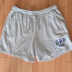 GAP 1969 ショートパンツ グレー Lサイズのサムネイル