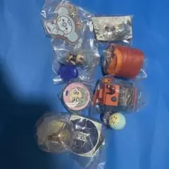 RM フィギュア＆缶バッジ セット