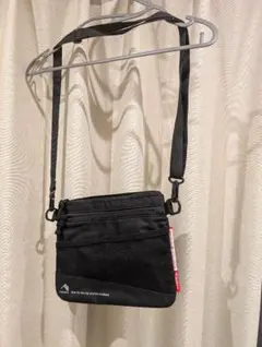 ブラックナイロンサコッシュ メッシュポケット付き