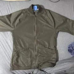 adidas／アディダス　トラックジャケット