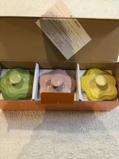 2026年最新】ルクルーゼ フラワープレートの人気アイテム - メルカリ