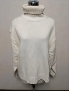 メンズ　ＧＵ　タートルネック ニット ナダルセーター　古着