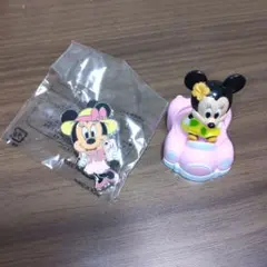 【新品未使用】ミニーマウス　ピンズ　車　おもちゃ付き