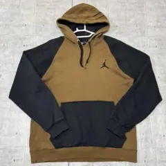 NIKE AIR JORDAN プルオーバージャンプマンロゴ刺繍 パーカー