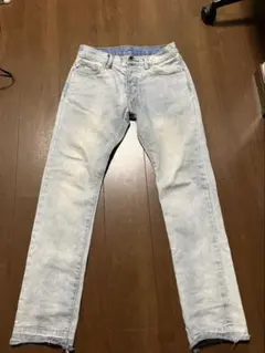 mnml スリムフィットジーンズ