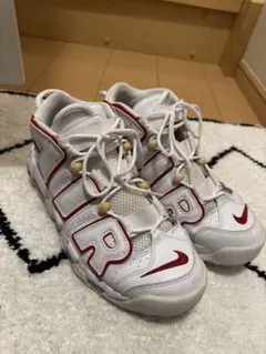 ナイキスニーカー エアモアアップテンポ