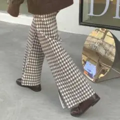 ハウンドトゥーススリットパンツのサムネイル
