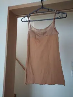 ジーユーのキャミソール