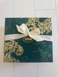 ボディスクラブ デリケート・ジャスミン SABON ギフトボックス