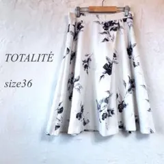TOTALITÉ フレアスカート 36 白 花柄 大柄 膝上 清楚 823のサムネイル
