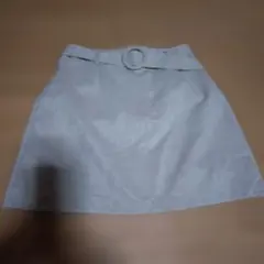 ベージュ ベルト付き タイトスカート