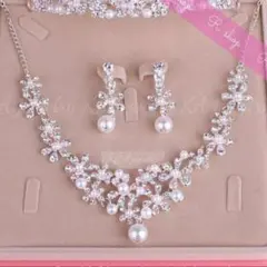 大人気2点セット☆パールイヤリング/ピアス&ネックレス ブライダル アクセサリー