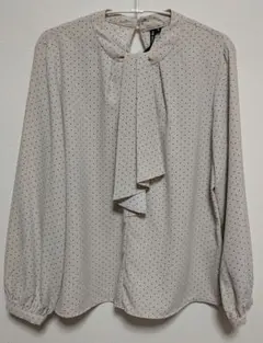 【新品未使用】しまむら ドット柄 長袖ブラウス M ベージュ